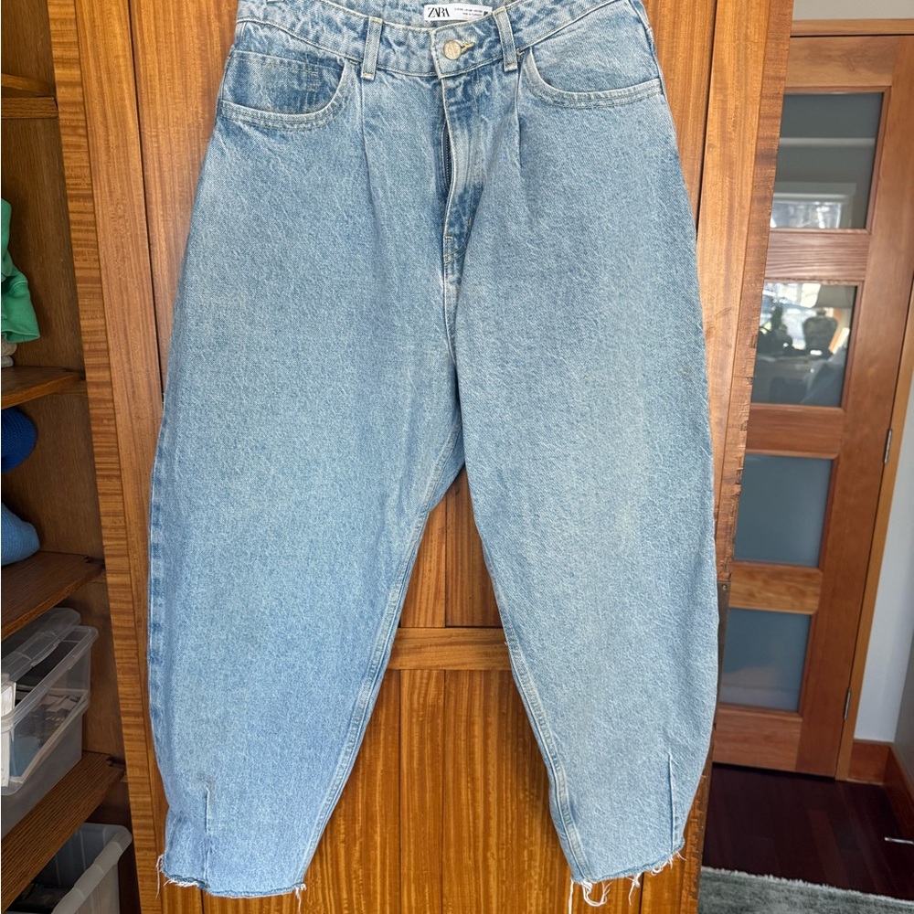 Zara Women's Balloon Jeans